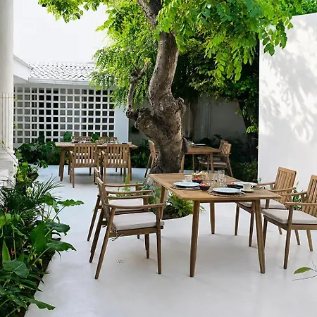 Cabrero House Boutique Hotel *
