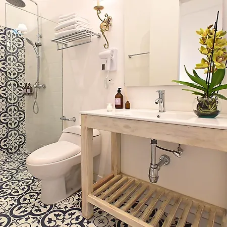 Cabrero House Boutique *